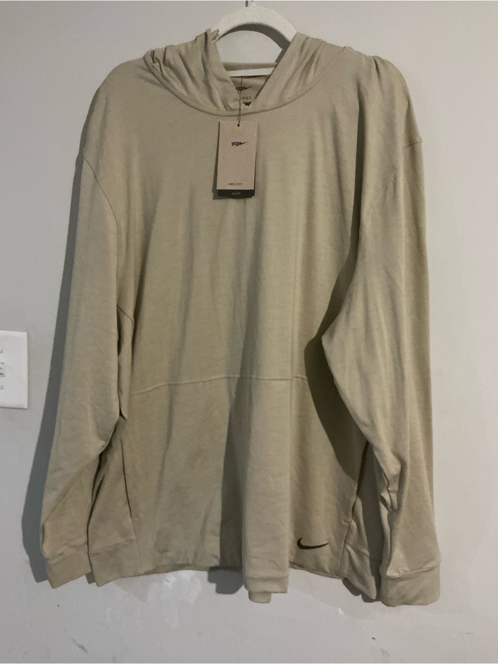 Nike Men’s Light Beige Hooded Sweatshirt